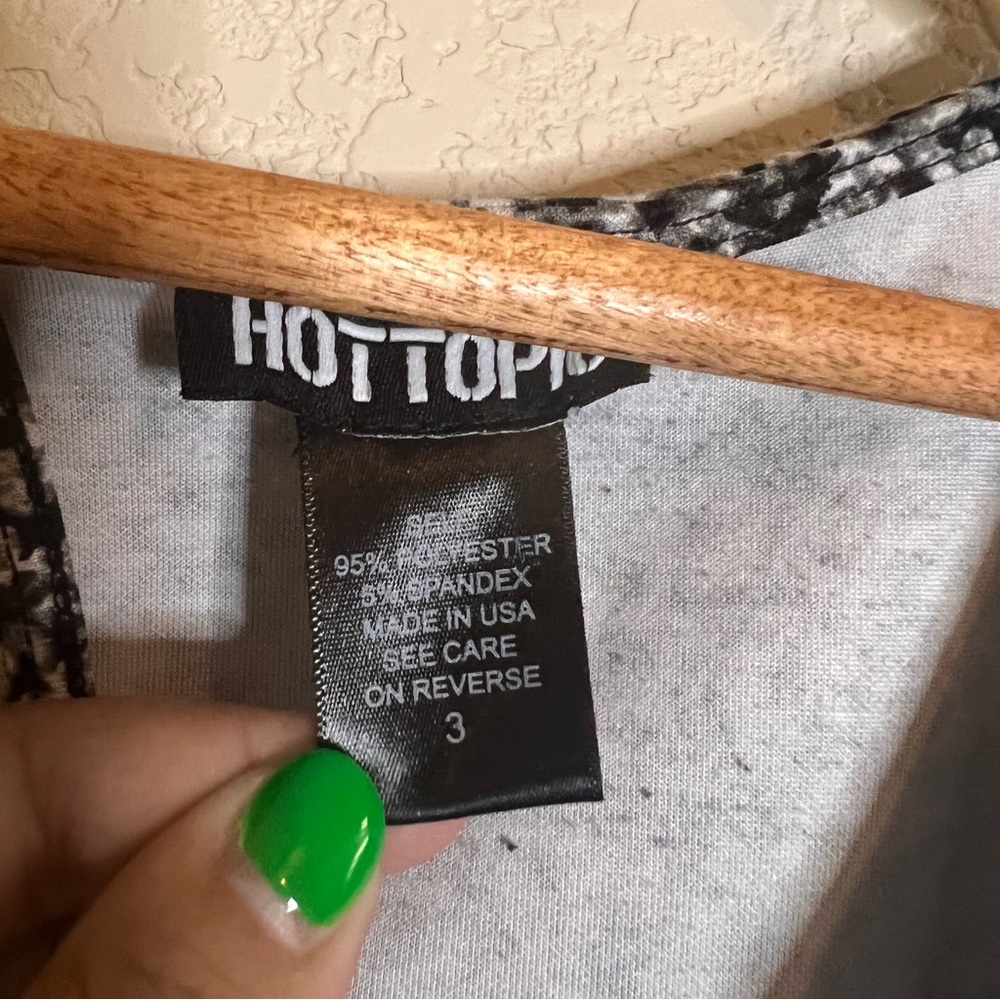 Hot Topic Skater Dress Cap Sleeves Size 3X - Picture 6 of 9